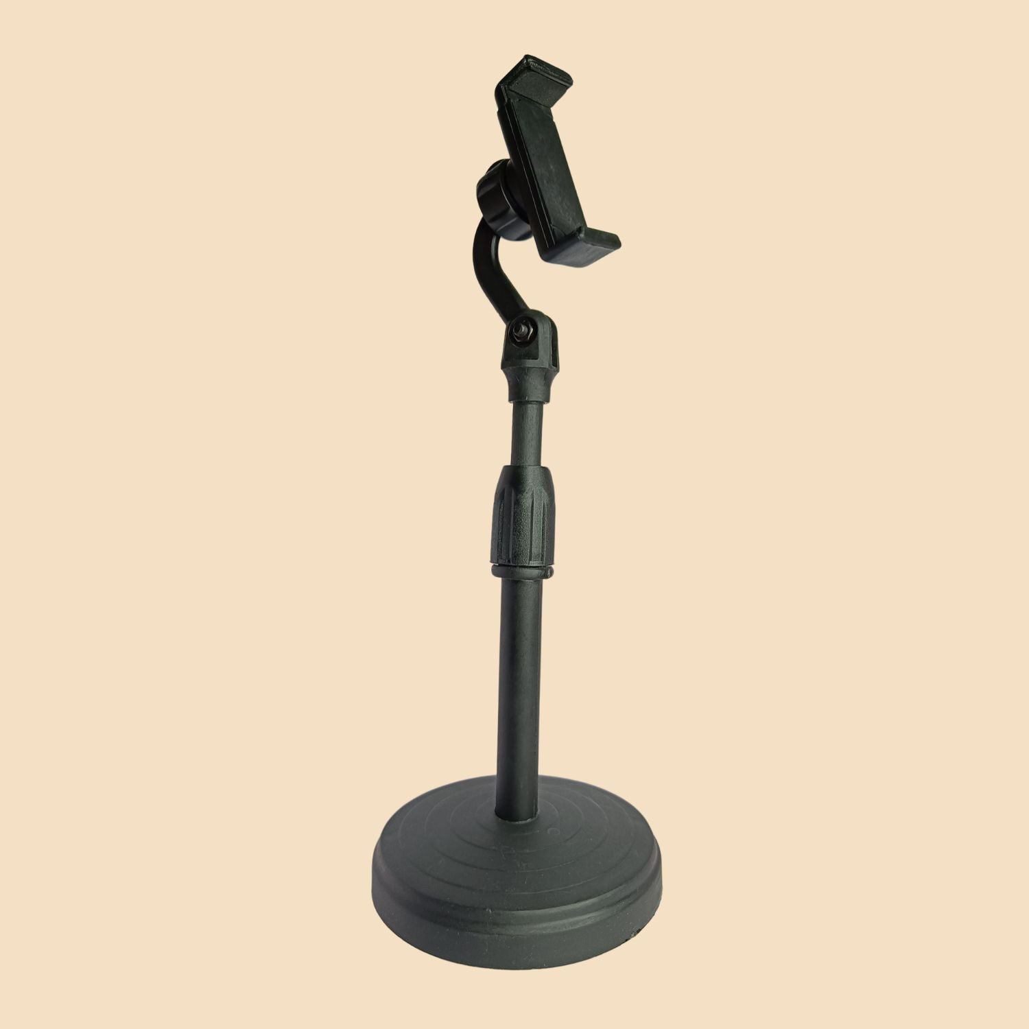 Adjustable height mobile holder